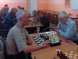 Спортсмены Алтайской региональной организации ВОС успешно выступили на краевом шахматном турнире среди инвалидов