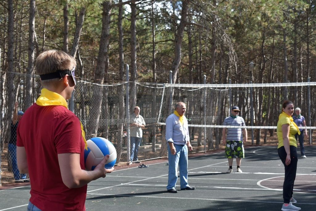 Волейбол для инвалидов по зрению