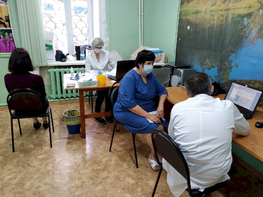 Члены Оренбургской РО ВОС проходят экспресс-диагностику здоровья