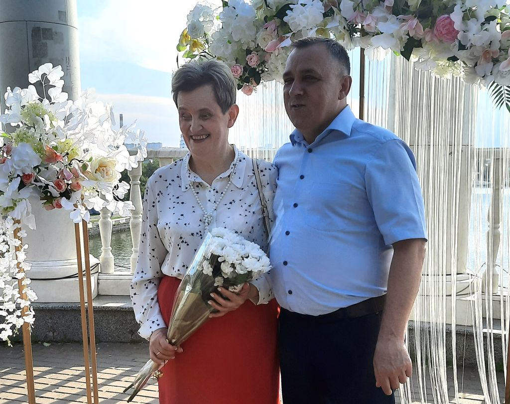 Председатель Удмуртской РО ВОС А. Д. Козлов и его супруга на церемонии награждения