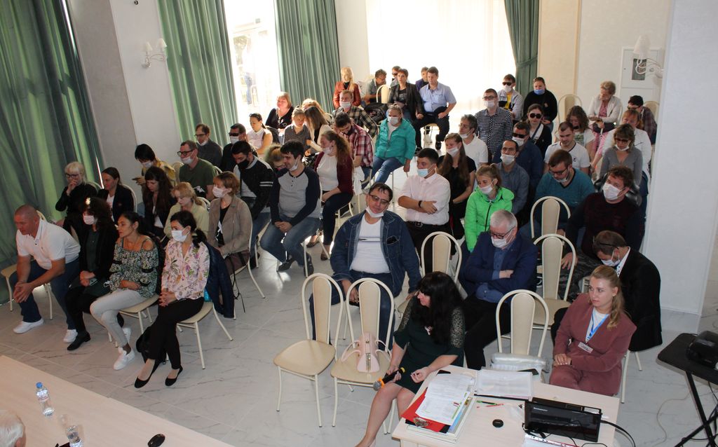 Участники форума - молодёжный актив Краснодарской РО ВОС