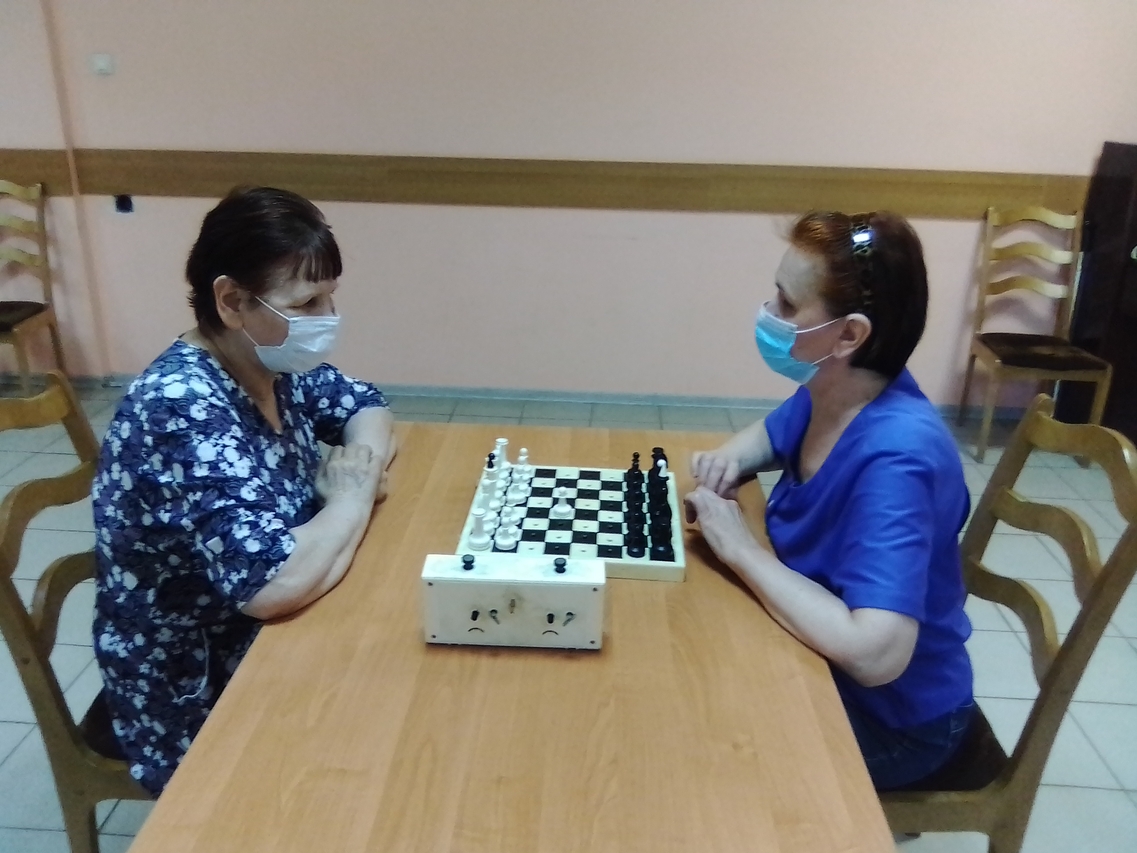 Первенство по шахматам и шашкам среди женщин
