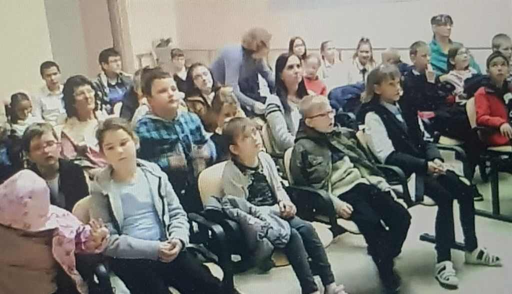 Юные участники мероприятий - инвалиды по зрению Михайловской школы-интерната