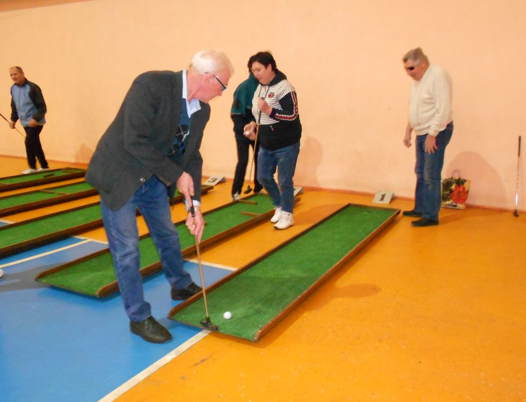 Участники из Кимровской МО ВОС пробут свои силы в новой дисциплине - гольфе