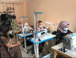 Женщины – инвалиды по зрению Дагестанской региональной организации ВОС проходят обучение швейному делу в творческой мастерской «ЗИГЗАГ»