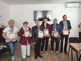 В Крымской региональной организации ВОС состоялся шахматный турнир, посвящённый памяти мастера спорта Урмета Ибадлаева