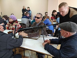 Инвалиды по зрению Татарской региональной организации ВОС посетили лекцию-показ «Оружие Победы»