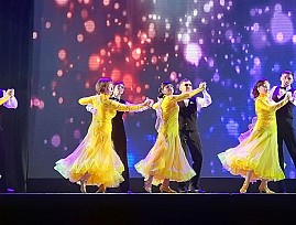 Танцевальный ансамбль Тюменской региональной организации ВОС отметил свой 20-летний юбилей ярким концертом