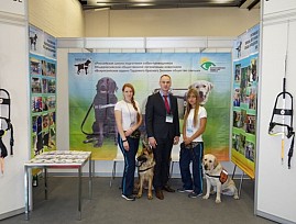 Российская школа подготовки собак-проводников ВОС в центре внимания средств массовой информации