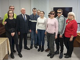 Представители Владимирской региональной организации ВОС провели встречу с молодыми инвалидами по зрению в День студента