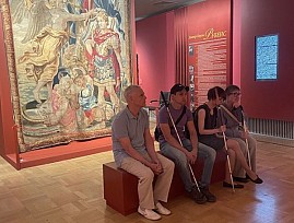 Члены Татарской региональной организации ВОС приняли участие в тактильной экскурсии «Золотой век фламандского искусства» в Казанском Кремле