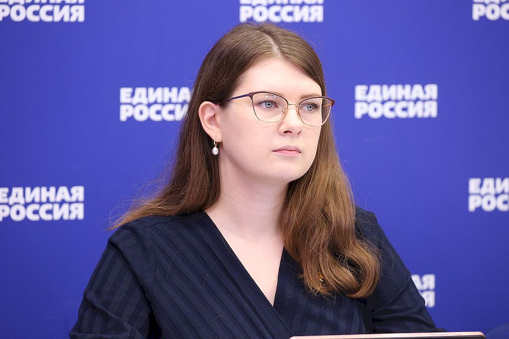 член Президиума Генерального совета Партии, Председатель Центрального совета сторонников Партии, заместитель председателя Комитета Государственной Думы ФС РФ по развитию гражданского общества, вопросам общественных и религиозных объединений Ольга Николаевна Занко
