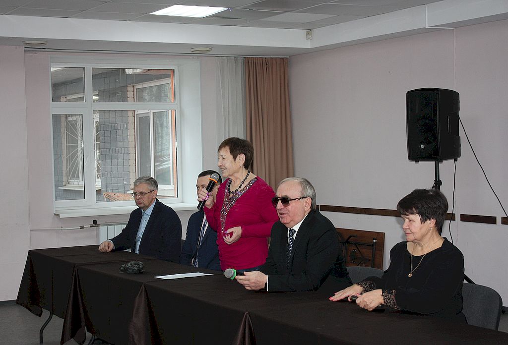 президиум встречи с с председателями, секретарями и председателями контрольно-ревизионных комиссий местных организаций ВОС Свердловской области