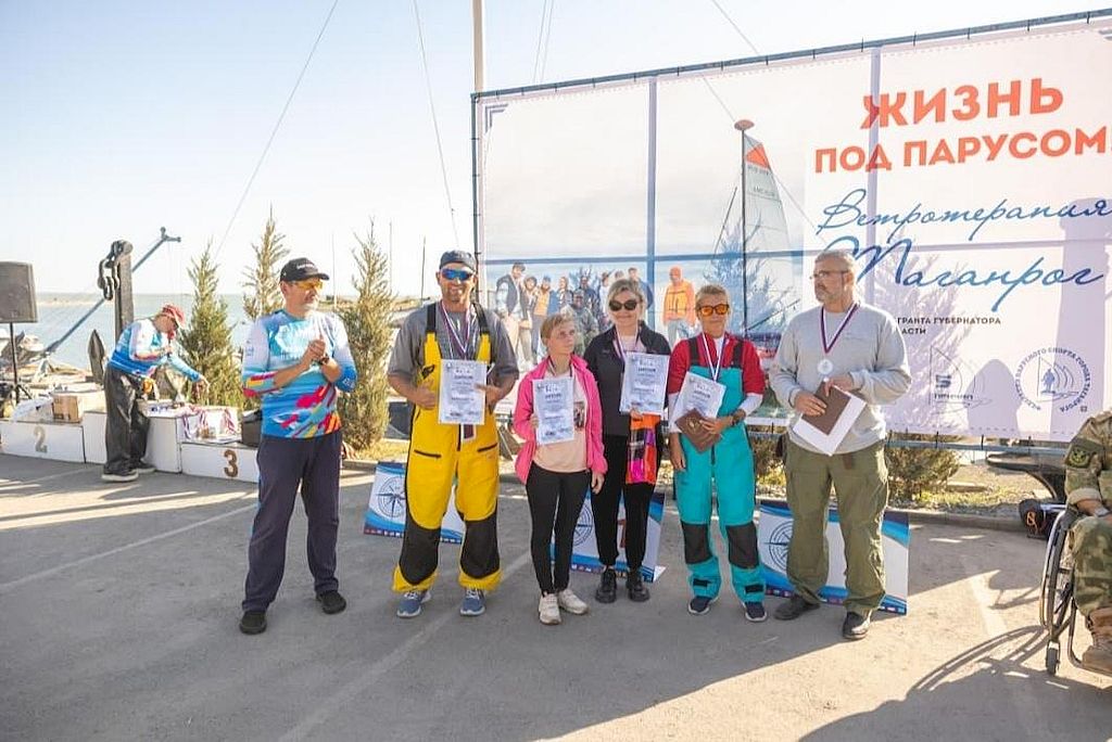 общее фото участников мероприятия