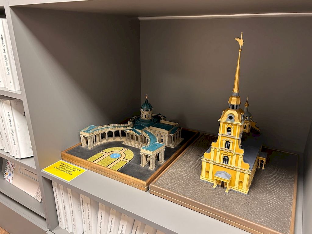 тактильные макеты исторических зданий Санкт-Петерьурга