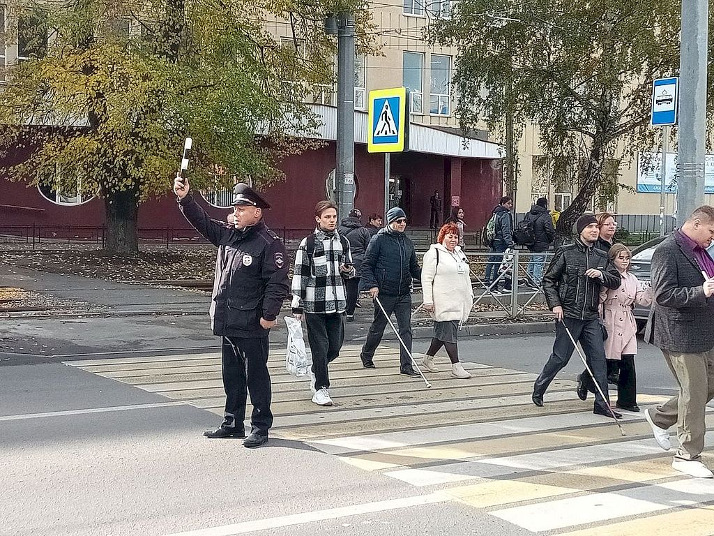 Акция Осторожно слепой пешеход в КООО ВОС