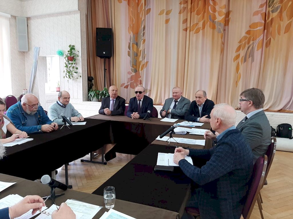 Президент ВОС В. В. Сипкин открывает заседание Балансовой комиссии в ИПТК "ЛогосВОС"