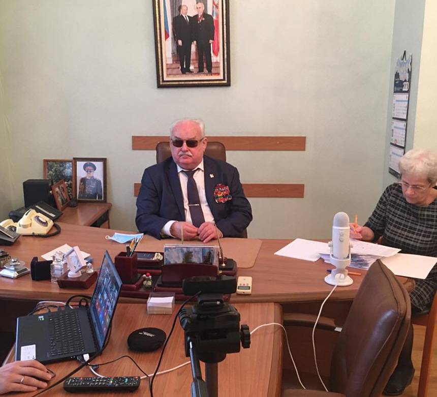 Президент ВОС А. Я. Неумывакин открывает заседание ЦП ВОС
