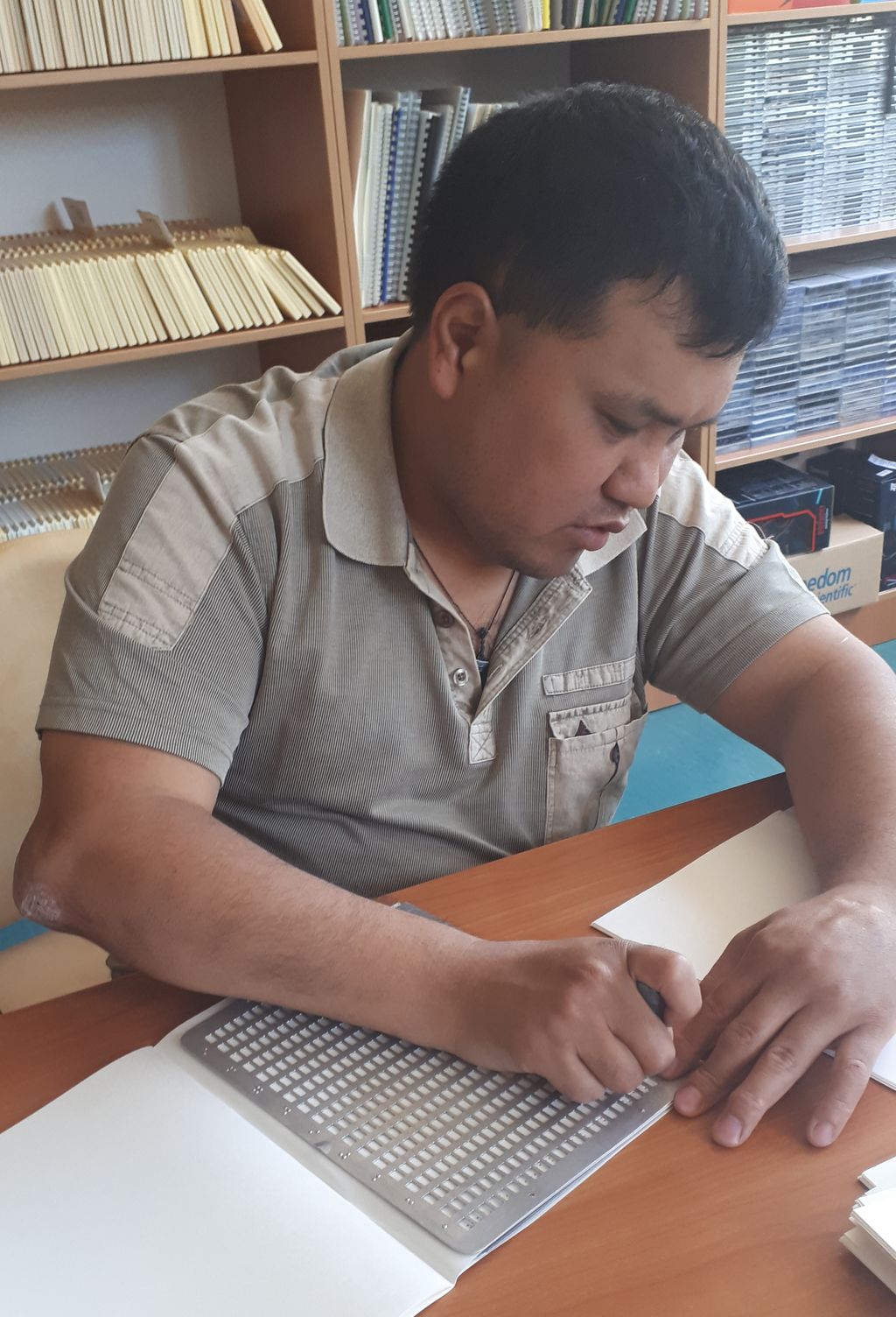 Письмо шрифтом Брайля