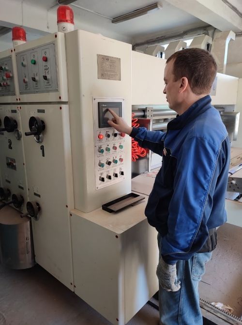 Введение в эксплуатацию автоматической линии для производства гофротары с нанесением трёхцветной печати модели «VIKING-S 1300-2400»