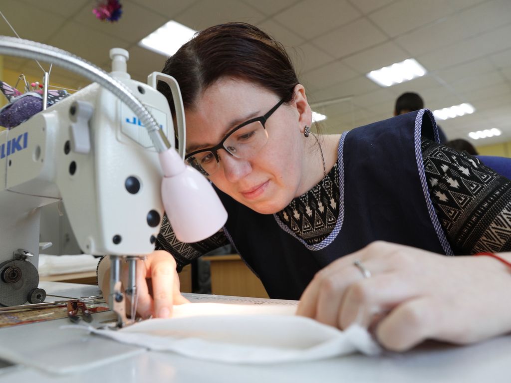 Пошив медицинских масок на предприятии ВОС ООО 