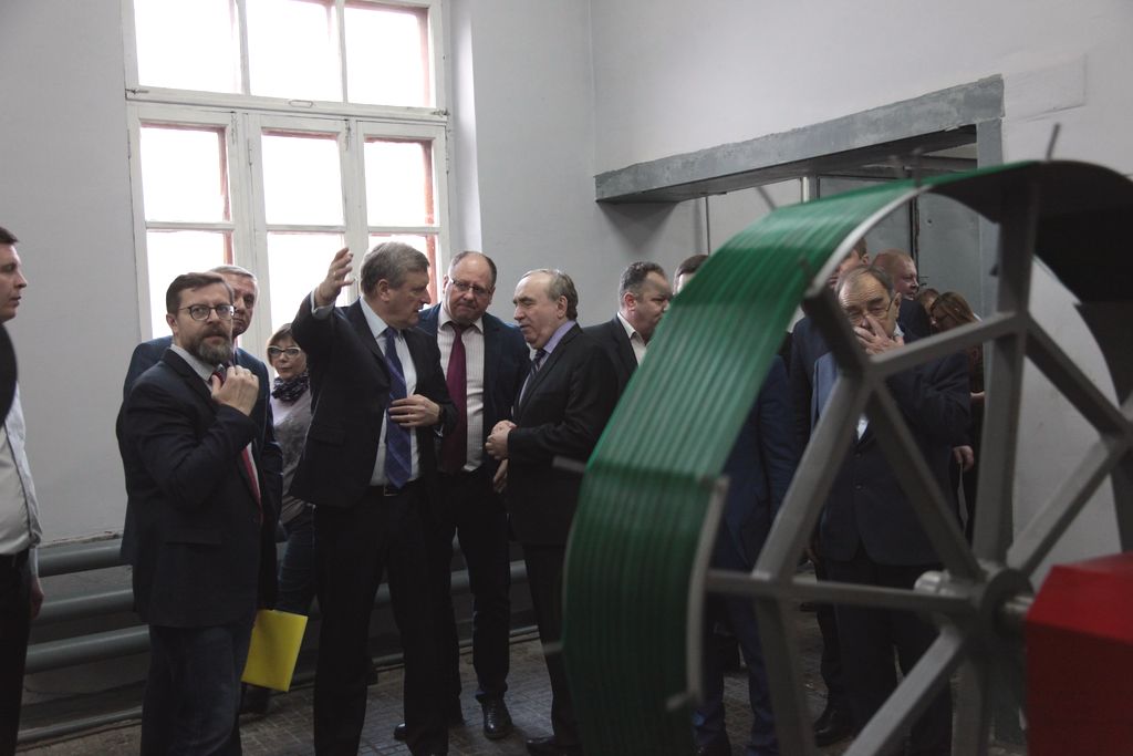 Аппарат по намотке мононити