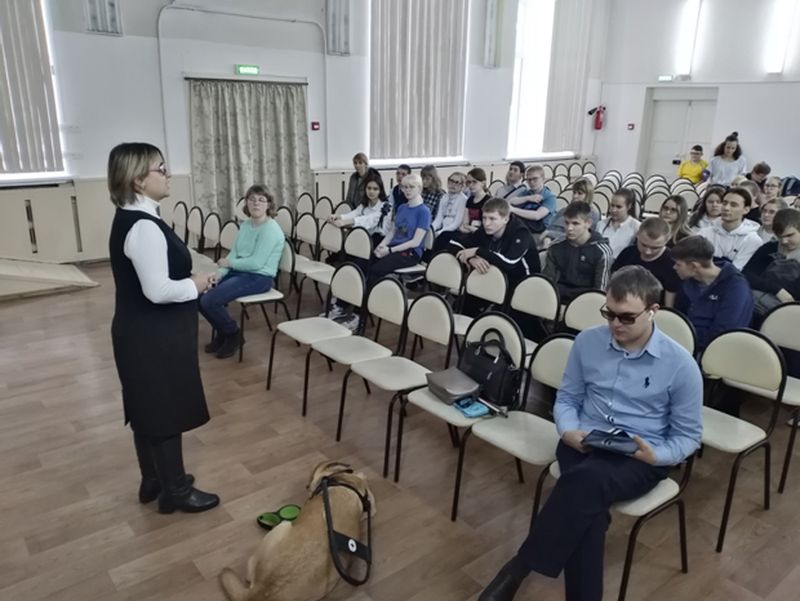 Председатель Совета незрячих специалистов ВОС Ирина Бурмистрова рассказывает о деятельности ВОС