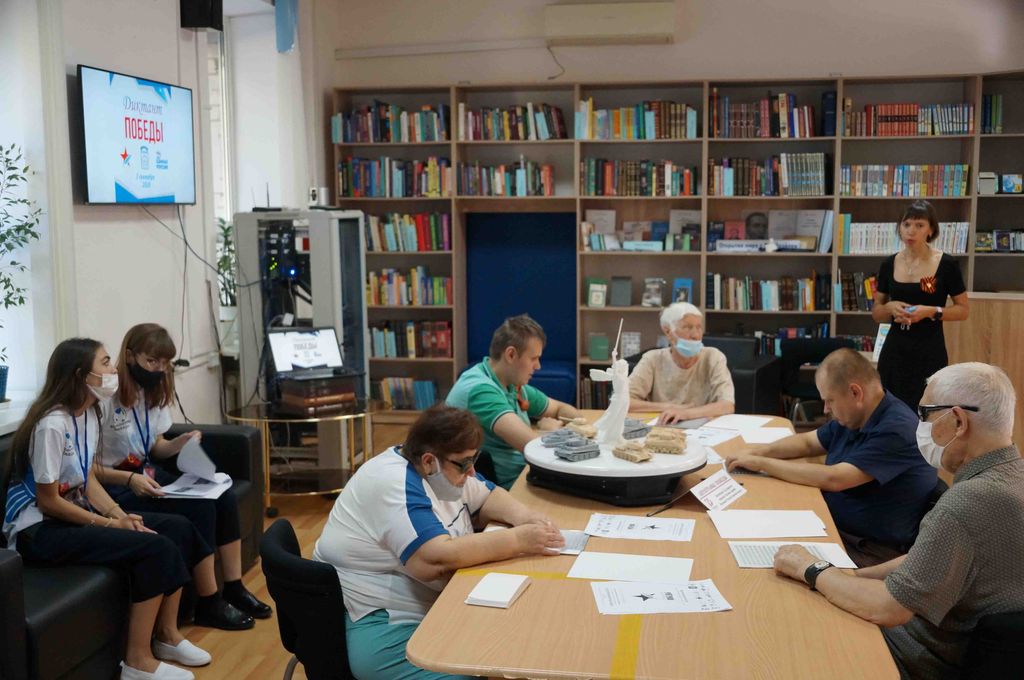 Активисты Ставропольской РО ВОС участвуют в акции "Диктант Победы - 2020"