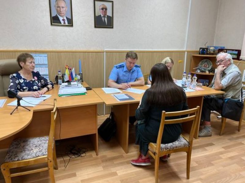 Прокуроры Свердловской области проводят приём инвалидов по зрению в офисе Свердловской РО ВОС