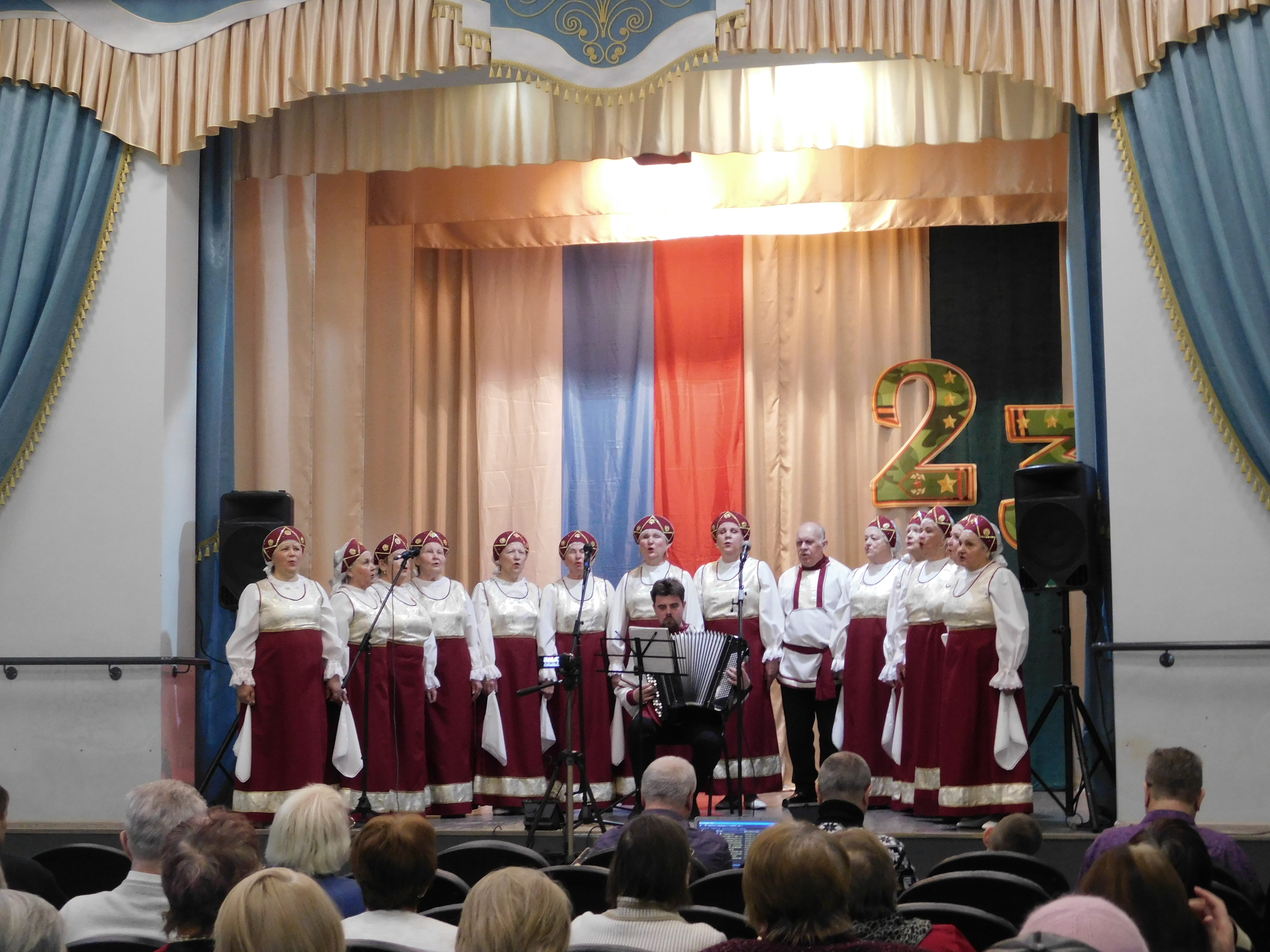 ХОР РУССКОЙ ПЕСНИ УЛЬЯНОВСКИЕ ЗОРИ